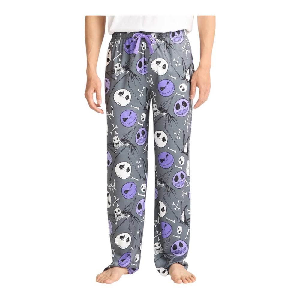 Nightmare Before Christmas Men’s L Skull Crossbones Black Purple EUC
